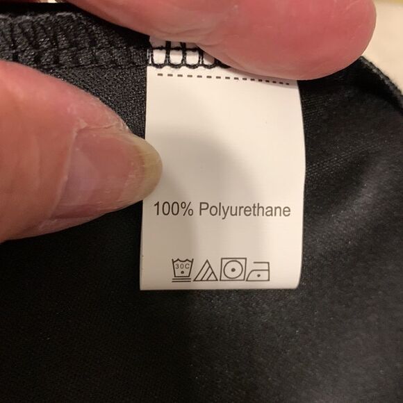 Shein 2XL black mini skirt with split on one side - Picture 6 of 7